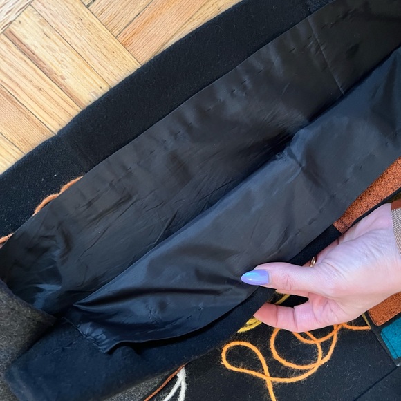 Wool skirt with colourful buttons, size fits like M/L - Picture 4 of 4